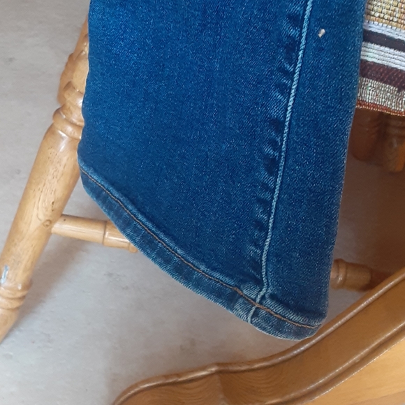 Jeans - Picture 2 of 3